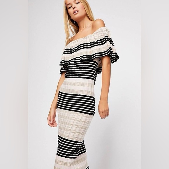 Free People Dresses & Skirts - Free People Womens Off Duty Off-Shoulder Dress 100% cotton